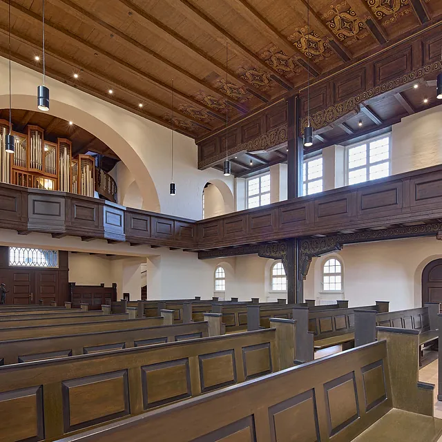 Holzlasur Kirche in Kücknitz