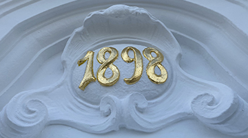 Vergoldete Zahl 1898
